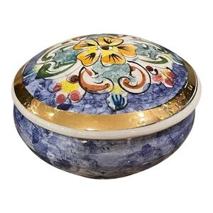 Vintage Ceramic Majolica Covered Curved Box 3” Diameter